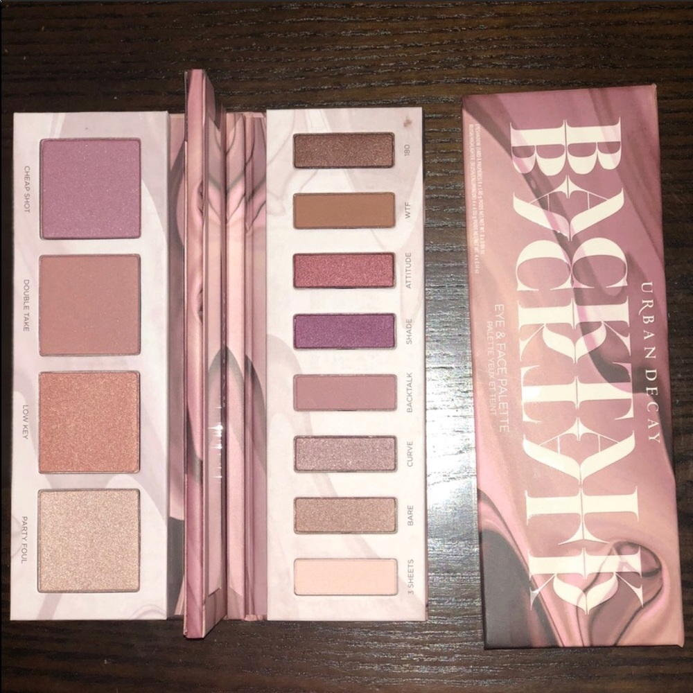 SOLD! Urban decay EYE & FACE PALETTE 💯AUTHENTIC